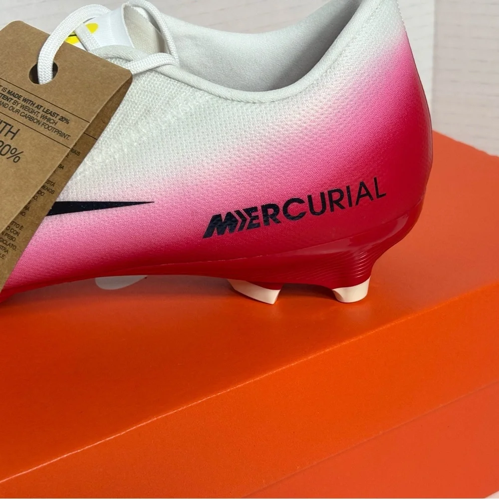 Nike Zoom Mercurial Vapor 16 Academy LV8 MG Fear Nothing Pack Cleats HJ7332-600